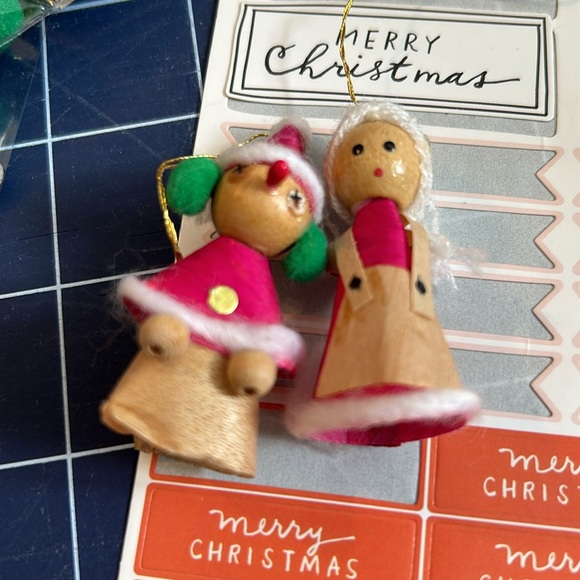 Christmas craft supply bundle - Picture 9 of 10